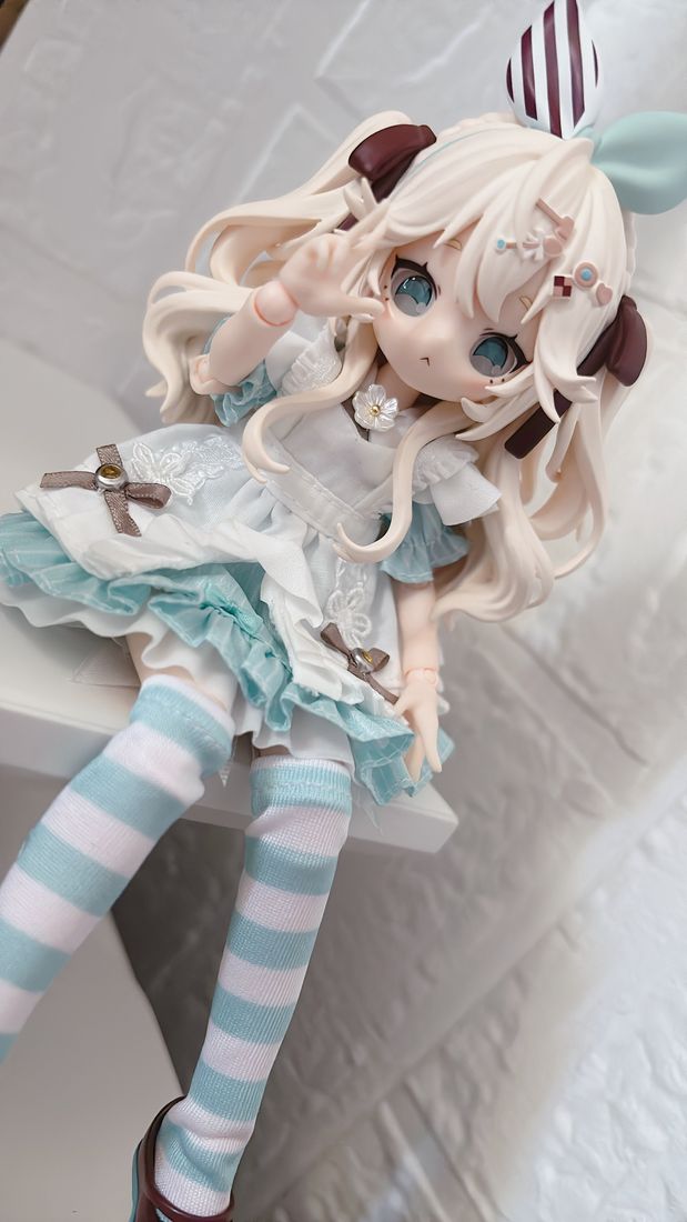ぴえうさ doll